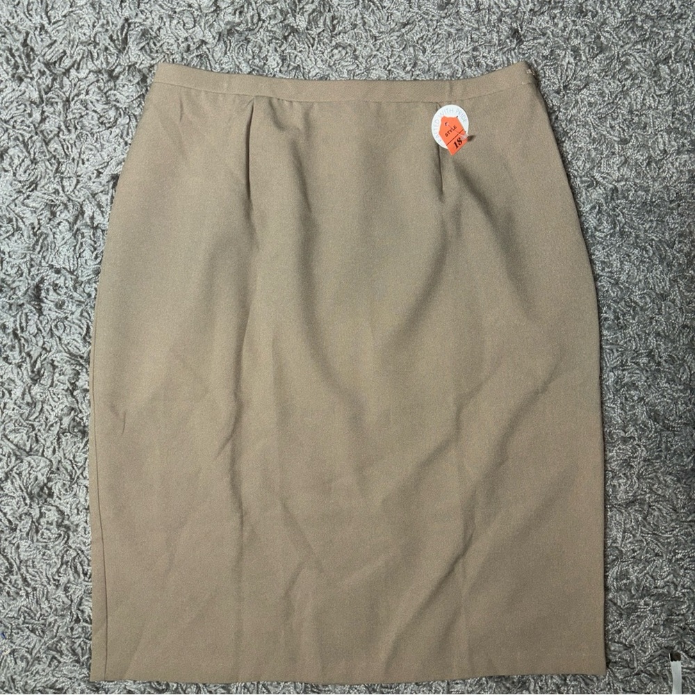 Womens Vintage Bedford Fair Plus Size Straight Skirt Tan Knee Length Size 18
